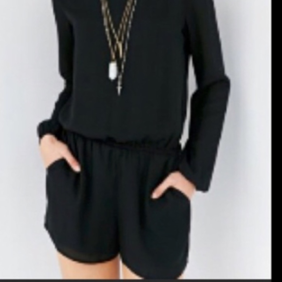 BLACK LUCCA COUTURE ROMPER - Picture 2 of 2